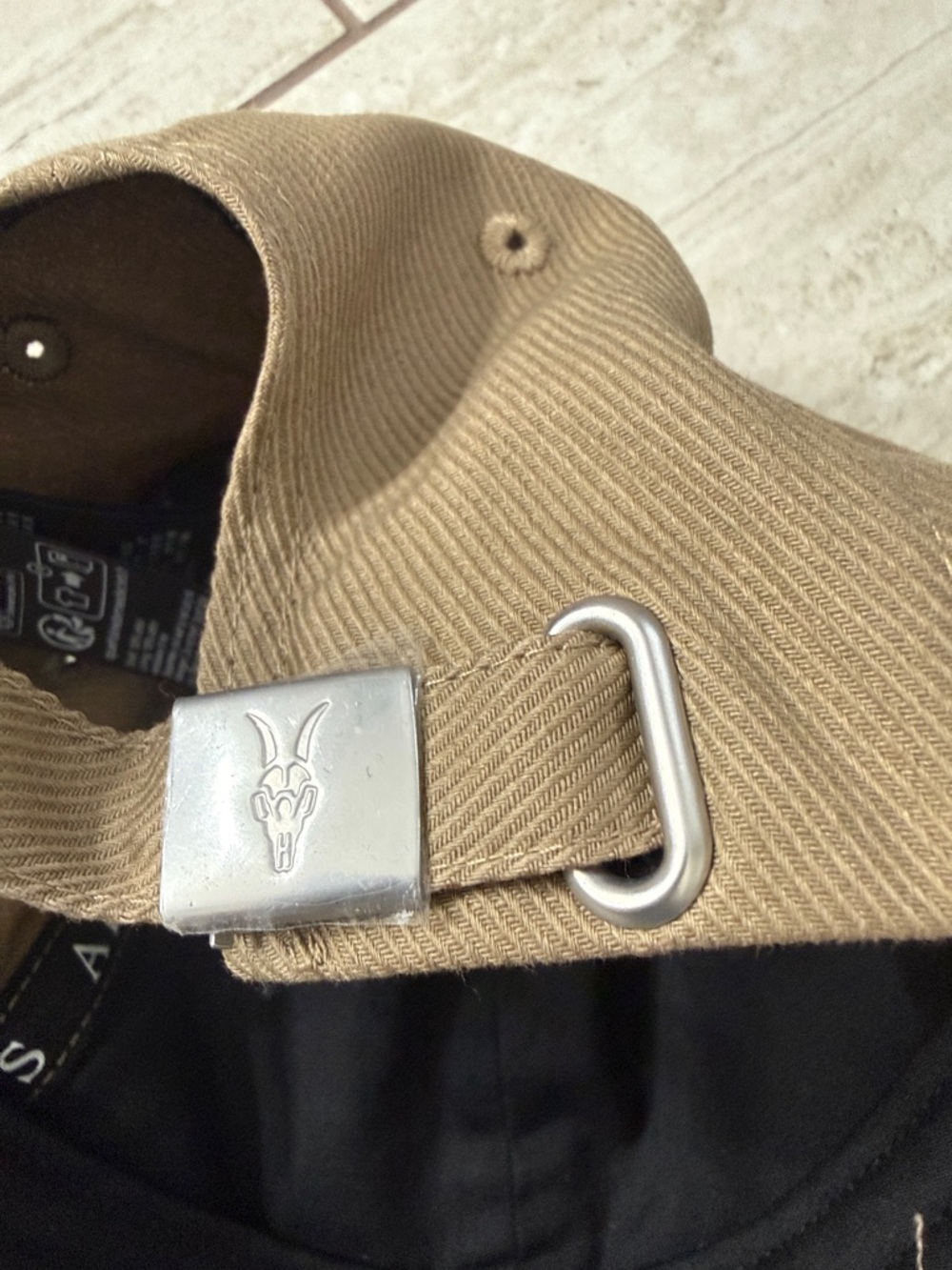 All Saints Beige Baseball Cap with Navy Embroidered Logo.. nwt ..authentic
Men’s - Picture 6 of 8